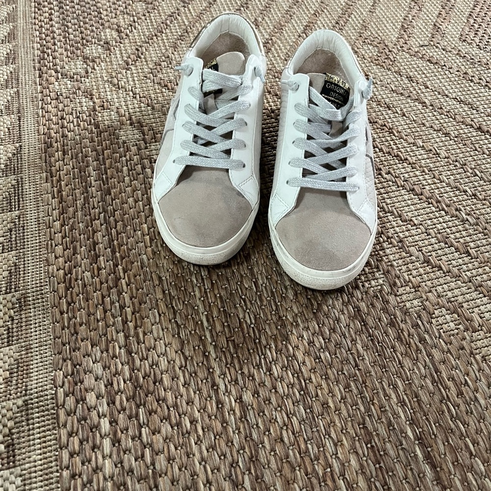 Vintage Havana Kids Sneakers in White and Tan